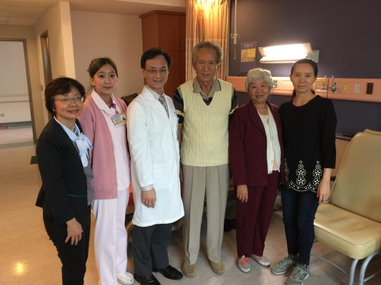 Myanmar patient received the da Vinci surgery for colon cancer