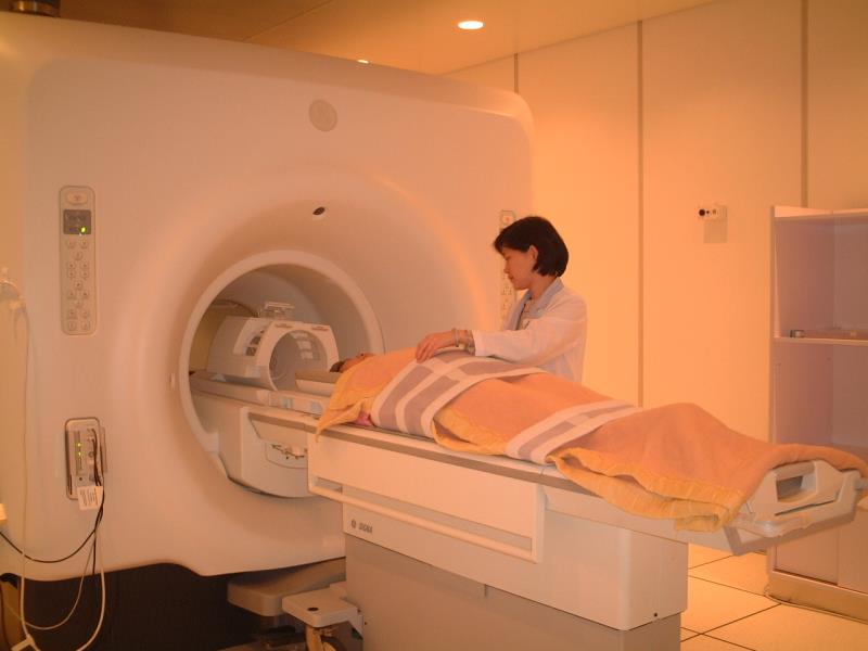 MRI